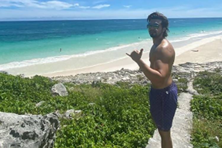 Após término de relacionamento com Jade Magalhães, Luan Santana curte praia no México - Foto: Reprodução/Instagram@luansantana