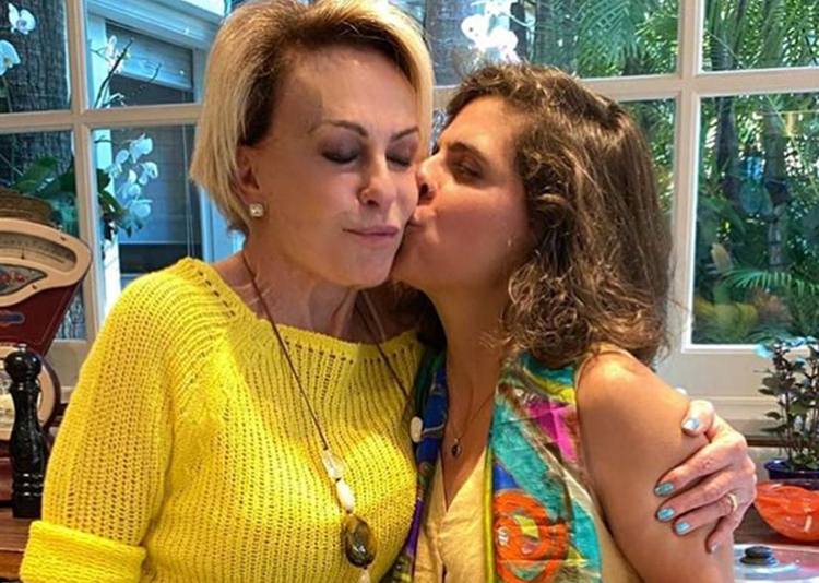 Ana Maria Braga comemora aniversário da filha e se declara: “Eu amo você”