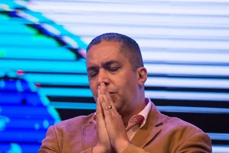 Após sentir fortes dores, cantor Waguinho é internado em hospital no Rio