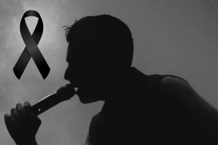 Famoso cantor morre - Silhueta Famoso cantor morre - Silhueta