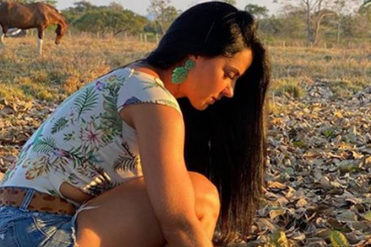 Graciele Lacerda desabafa sobre críticas que recebe na Internet: ”Machuca”