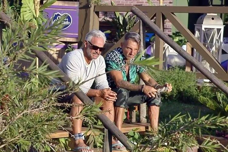 A Fazenda 12: Juliano Ceglia diz para Mateus ”Eu quero ir pra roça, eu quero me testar”