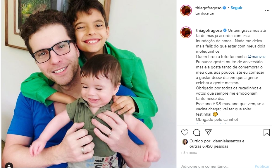 Thiago Frogoso e seus filhos Benjamim e Martin foto reprodução Instagram Thiago Frogoso e seus filhos Benjamim e Martin foto reprodução Instagram
