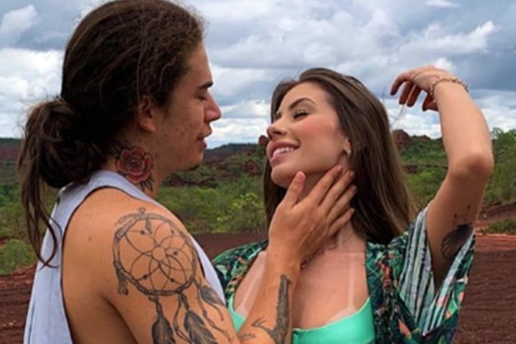 Após assumir romance, Whindersson Nunes leva namorada pra conhecer a família no Piauí - Foto: Reprodução/Instagram@whinderssonnunes