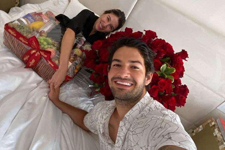 Alexandre Pato e Rebeca Abravanel/ Instagram