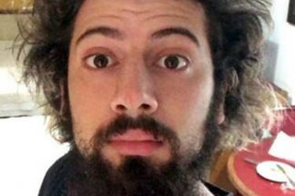 Ex-peão de ''A Fazenda 12'', Cartolouco faz pedido para Boninho: ''Chama'' - Foto: Reprodução/Instagram@cartolouco