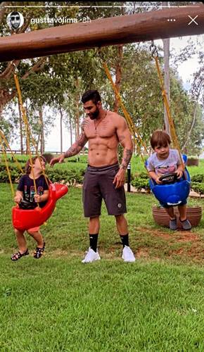 Gusttavo Lima e seus filhos Gusttavo Lima e seus filhos/Instagram