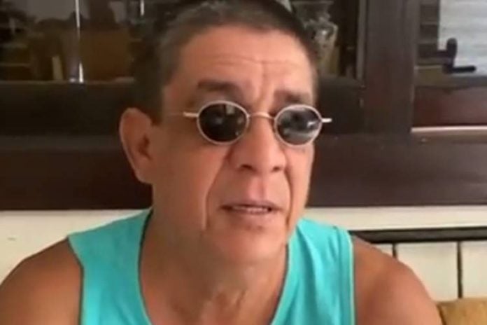 Zeca Pagodinho lamenta morte de cantor do grupo 'Fundo de Quintal': ''Vamos nos lembrar dele assim sorrindo'' - Foto: Reprodução/Instagram