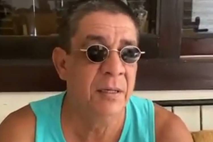 Zeca Pagodinho lamenta morte de cantor do grupo 'Fundo de Quintal': ''Vamos nos lembrar dele assim sorrindo'' - Foto: Reprodução/Instagram