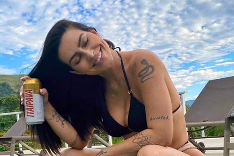 Gente como a gente, Cleo revela desejo para 2021: ''Vacina'' - Foto: Reprodução/Instagram