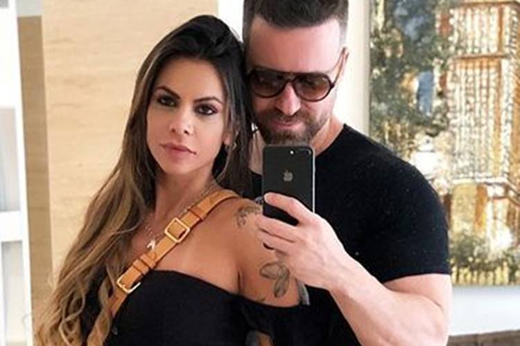 Maria Clara e Cantor Marlon Atual companheira de cantor Marlon, Maria Clara, revela que ainda é muito atacada na Internet - Foto: Reprodução/Instagram