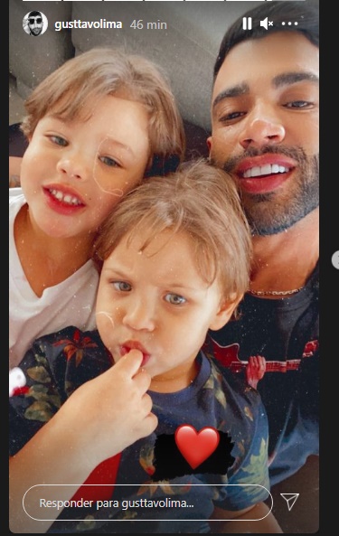 Enquanto Andressa Suita faz viagem misteriosa para Rio de Janeiro, Gusttavo Lima cuida dos filhos - Foto: Reprodução/Instagram