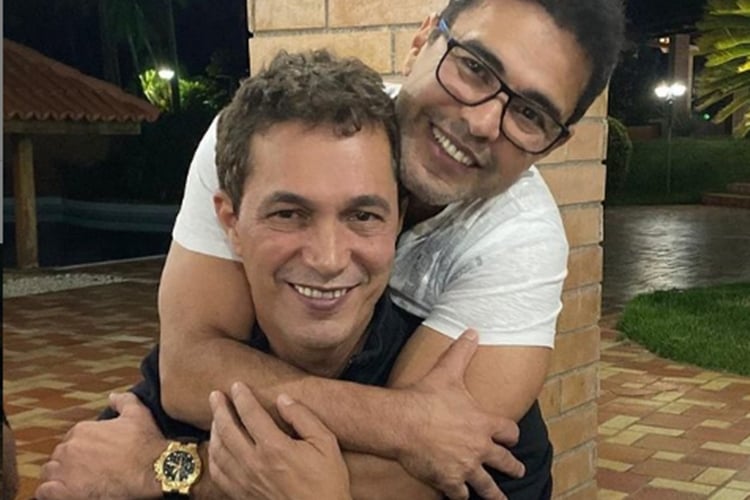 Sertanejo Zezé Di Camargo e irmão Emanoel foto reprodução Instagram