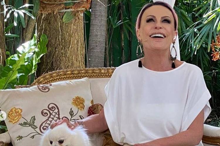 Ana Maria Braga revela quando voltará a gravar o "Mais Você" do estúdio - Foto: Reprodução/Rede Globo