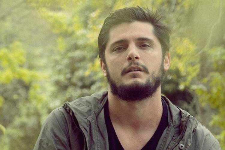 Após Brasil atingir marca de 250 mil mortos, Bruno Gissoni se revolta com falta de vacina: ”E a corrupção impune”