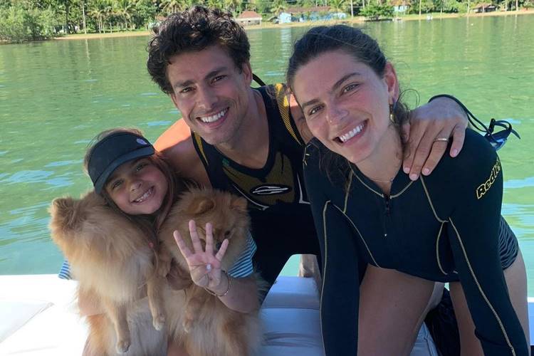 Cauã Reymond, Mariana e Sofia Cauã Reymond, Mariana e Sofia/ Instagram