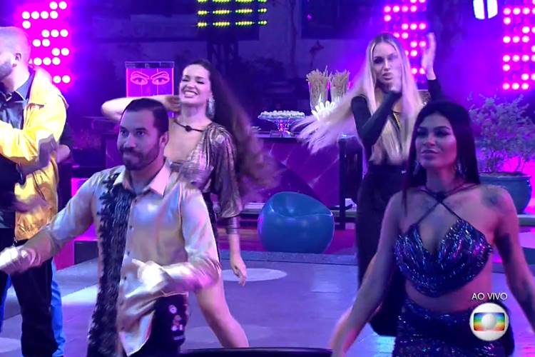 Juliette, Sarah, Pocah e Gilberto/ Reprodução Globo