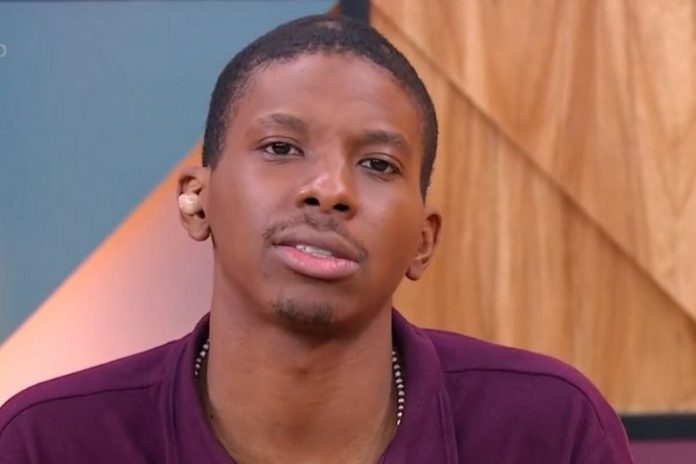 Lucas Penteado no Encontro com Fátima Bernardes - Reprodução: TV Globo Lucas Penteado no Encontro com Fátima Bernardes - Reprodução: TV Globo