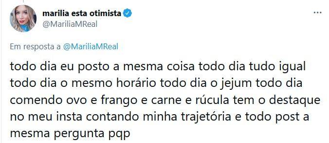 Marília Mendonça se irrita com fã, após o mesmo questionar sobre cirurgia plástica - Foto: Reprodução/ Twitter