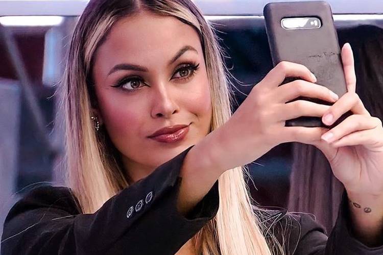 BBB 21: Segundo mãe de sister, TCC de Sarah foi sobre o reality - Foto: Reprodução/ Rede Globo