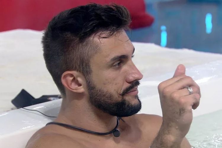 Arthur - Reprodução: TV Globo Arthur - Reprodução: TV Globo