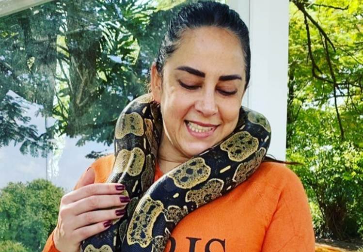 Silvia Abravanel com cobra - Instagram