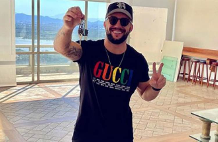 Arthur Picoli apê - Instagram