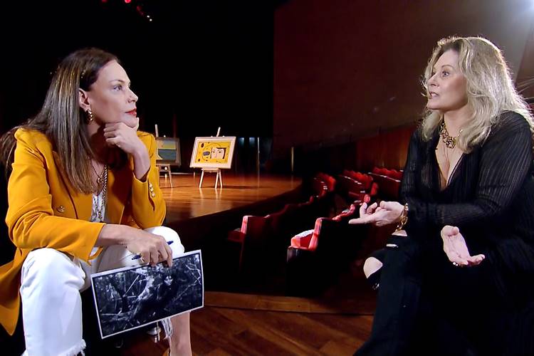 Carolina Ferraz entrevista Vera Fischer Carolina Ferraz entrevista Vera Fischer (Divulgação/Record TV)