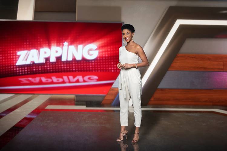 Mariana Bisbo estreia como apresentadora do Zapping Mariana Bisbo estreia como apresentadora do Zapping (Divulgação/RecordNews)