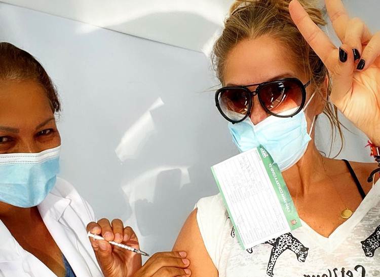 Adriane Galisteu vacina - Instagram