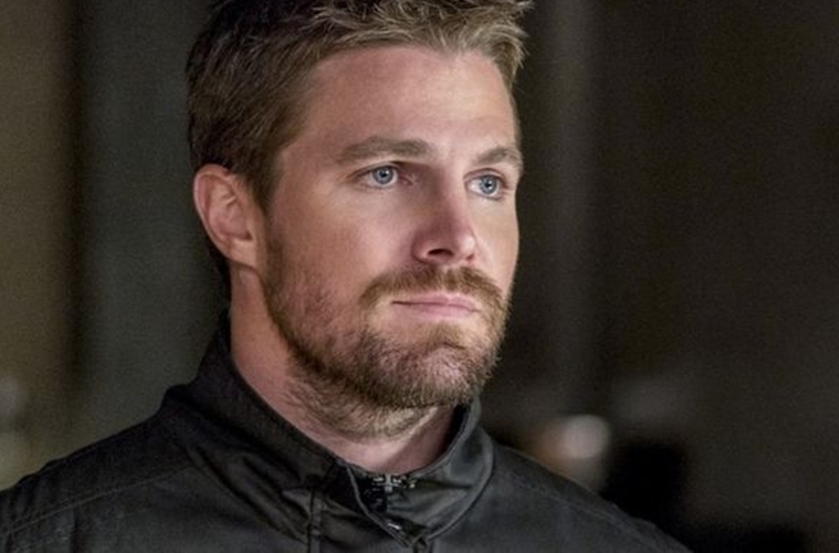 Ator Stephen Amell em Arrow (Foto: Reprodução/Instagram)