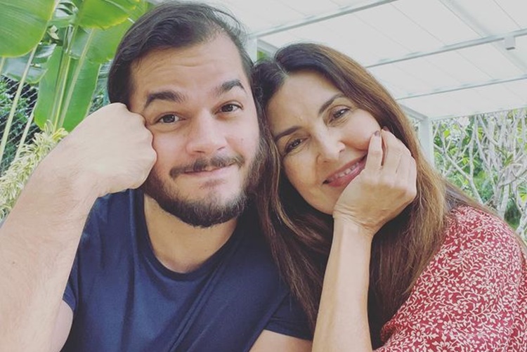 Apaixonado, Túlio Gadêlha se derrete por Fátima Bernardes: “Uma gata dessa”