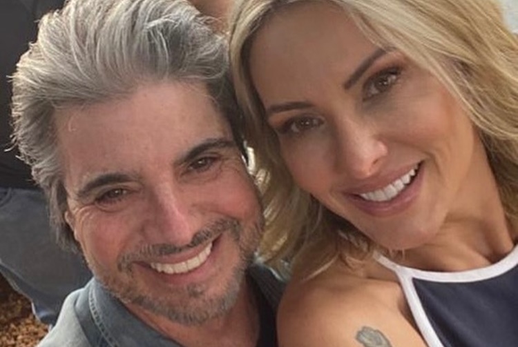 João Kleber se declara para esposa nas redes sociais: “Te amo e sempre te amarei”