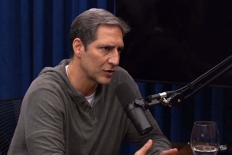 Lacombe Youtube Jornalista Lacombe (Foto: Reprodução/YouTube)