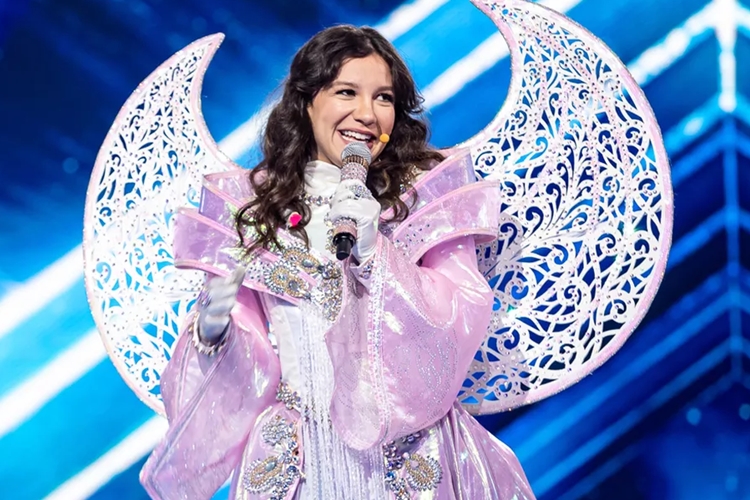 Priscilla Alcantara no The Masked Singer