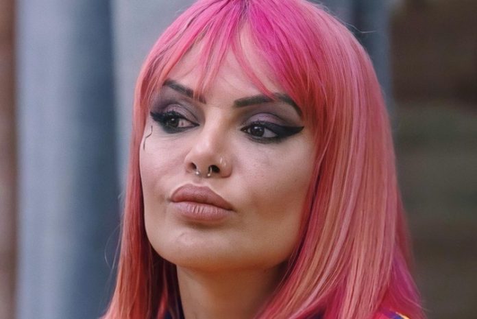 valentinafrancavilla-245271548_3094790824126347_3771390403357820093_n Valentina