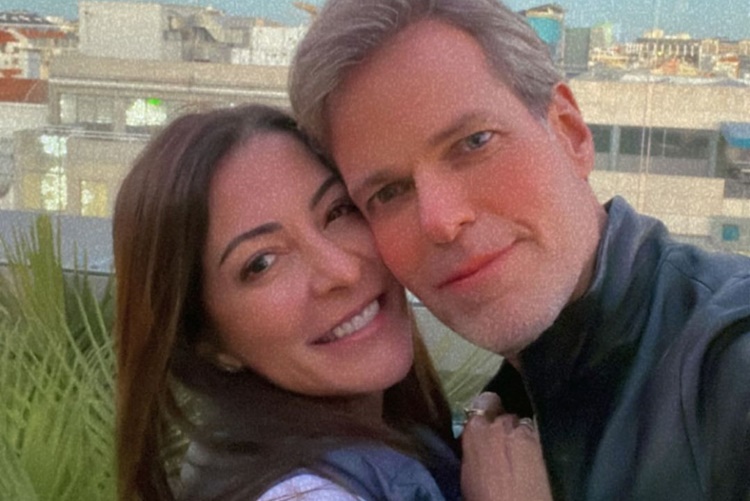 Com clique ao lado do marido, Ana Paula Padrão fala sobre a diferença de idade: “O preconceito grita”