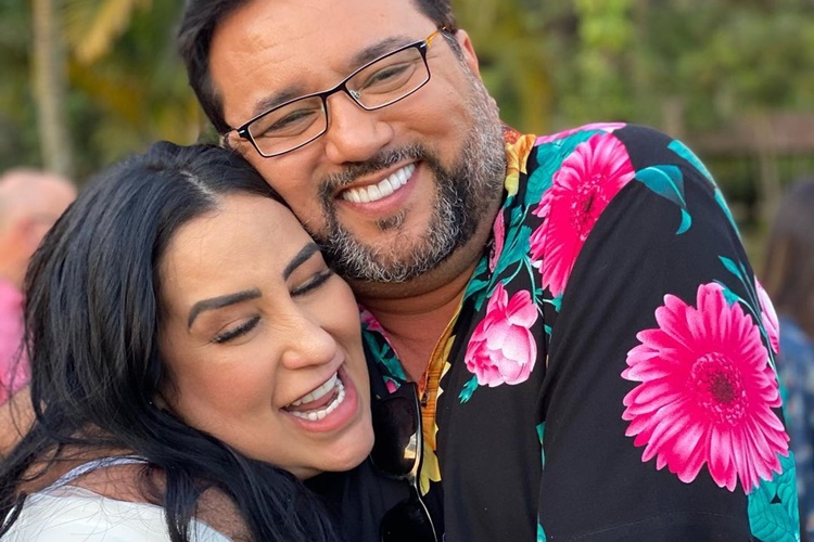 Grávida, Fabíola Gadelha recebe votos de felicidades de Geraldo Luís: “Em meu nome e de Marcelo Rezende”