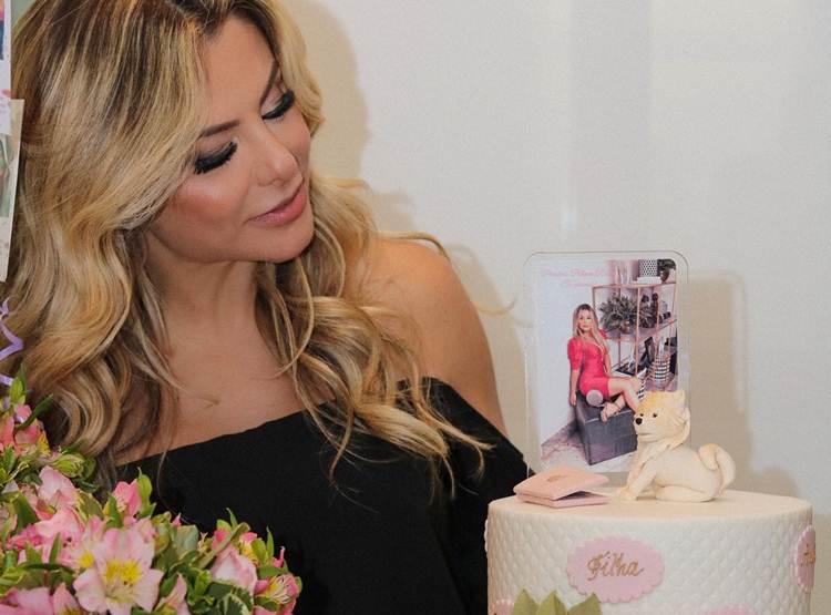 Poliana Rocha niver 1 - Instagram