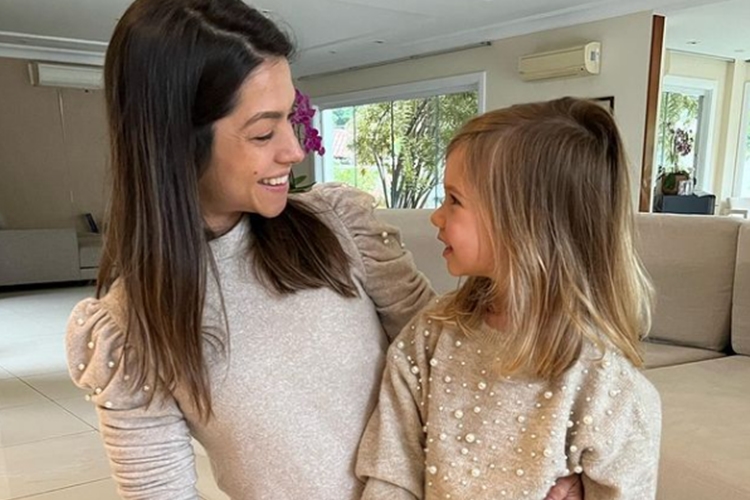 Thais Fersoza e filha Melinda reprodução Instagram. 2 Thais Fersoza e filha Melinda reprodução Instagram. 2