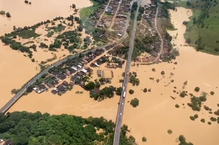 Bahia Chuvas na Bahia (Foto: Reprodução/Jovem Pan News)