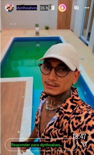 Dynho Alves casa - print Stories