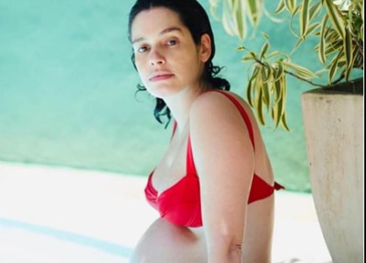 Maria Flor - Instagram