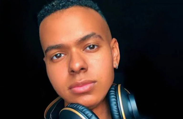 Jotta A, ex-gospel, revela ser mulher trans: “Essa sou Eu”