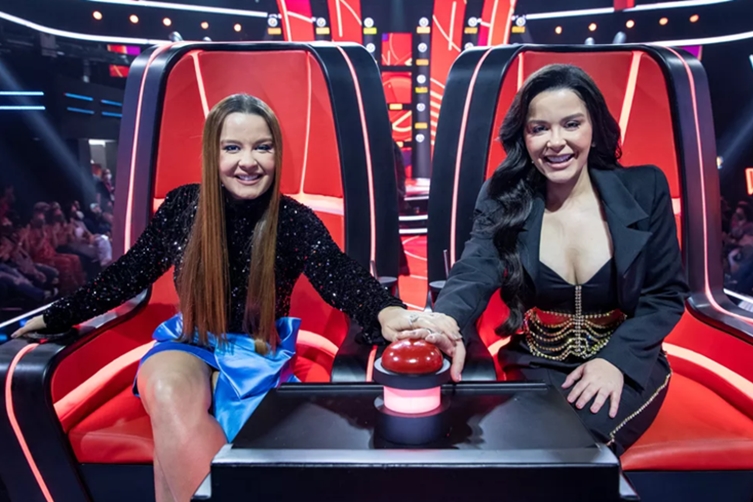 Maiara & Maraisa na sétima temporada de The Voice Kids — Foto: Globo/ Fábio Rocha