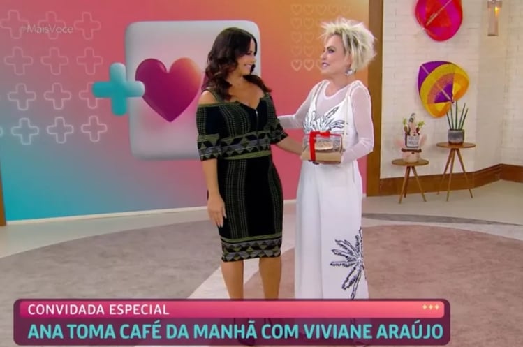 Viviane Araújo com Ana Maria Braga no Mais Você