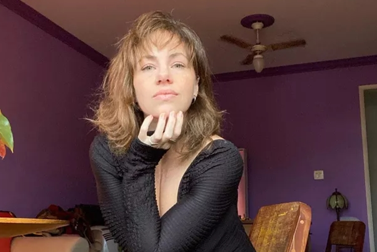 Karine Teles de novo visual - Instagram 