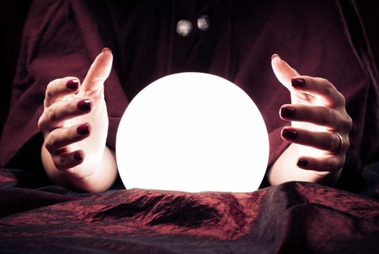 Vidente faz previsão chocante