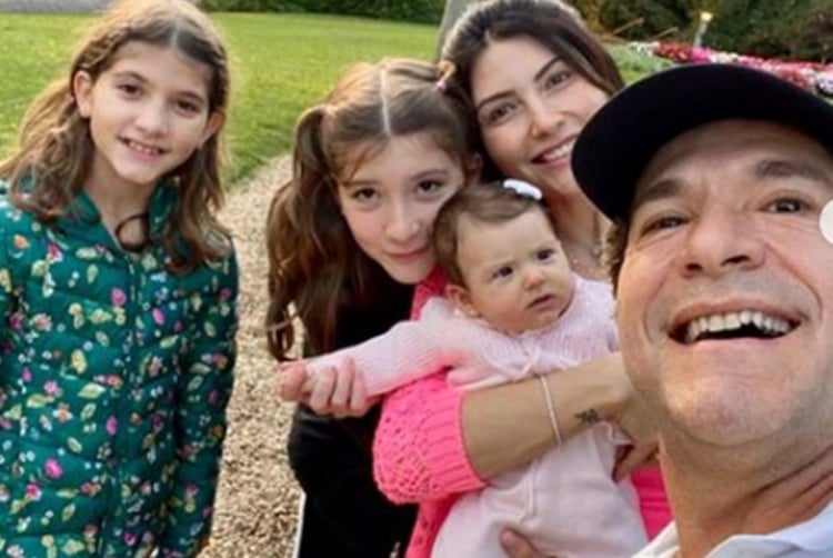 Daniel e Família celebrando 5 meses da caçula Olívia Instagram