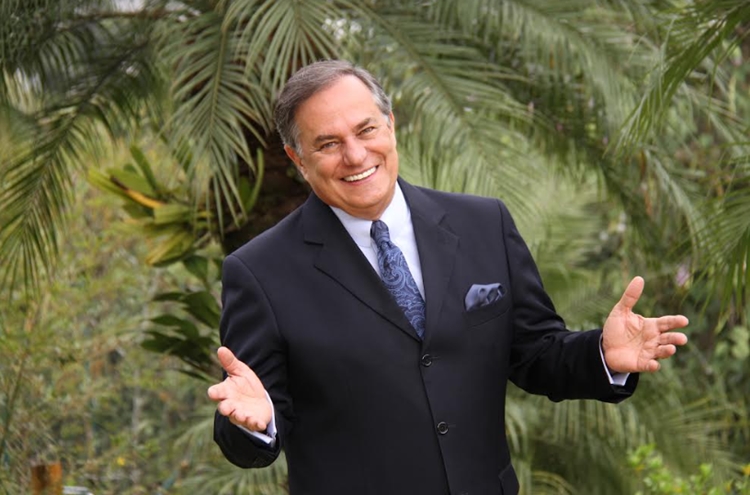 Apresentador Ronnie Von Apresentador Ronnie Von